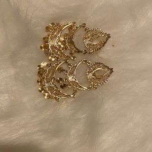 Gold dangly earrings